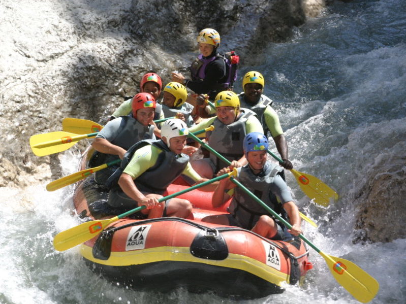 Rafting pour colonie de vacances aux Blacouas